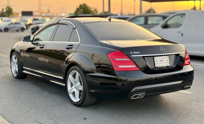 Подержанный Mercedes-Benz S-Class 350 V (W221) Рестайлинг, 3.5 л, 2012 в Дубае от Saeed Auto Черный цвет. Японская | AUTO.AE