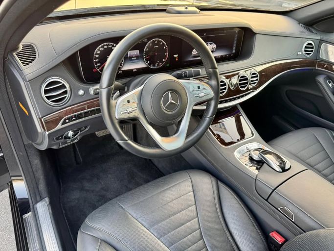Подержанный Mercedes-Benz S-Class 450 VI (W222, C217) Рестайлинг, 3.0 л, 2018 в Дубае от Saeed Auto Черный цвет. Японская | AUTO.AE
