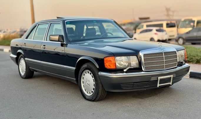 Used Mercedes-Benz S-Class 560 II (W126) Facelift, 5.5 l, 1991 in Dubai by Saeed Auto, Black color. Japanese Specs | AUTO.AE