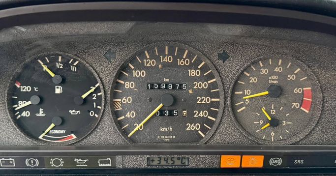 Used Mercedes-Benz S-Class 560 II (W126) Facelift, 5.5 l, 1990 in Dubai by Saeed Auto, Black color. Japanese Specs | AUTO.AE