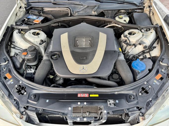 Used Mercedes-Benz S-Class 350 V (W221), 3.5 l, 2008 in Dubai by Saeed Auto, White color. Japanese Specs | AUTO.AE
