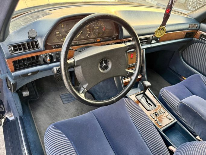 Used Mercedes-Benz S-Class 320 III (W140), 3.2 l, 1991 in Dubai by Saeed Auto, Blue color. Japanese Specs | AUTO.AE