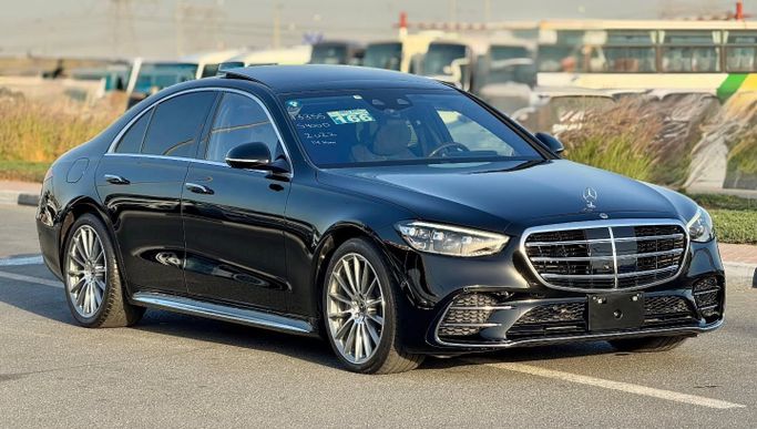 Used Mercedes-Benz S-Class 400 d 4MATIC VII (W223), 2.9 l, 2022 in Dubai by Saeed Auto, Black color. Japanese Specs | AUTO.AE