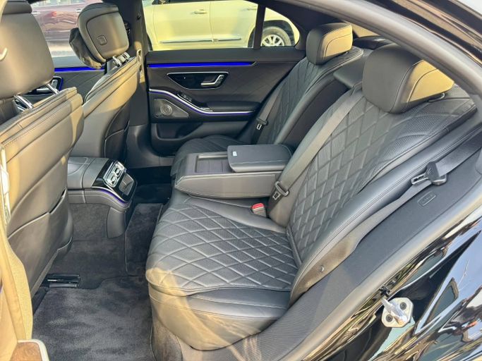 Used Mercedes-Benz S-Class 400 d 4MATIC VII (W223), 2.9 l, 2022 in Dubai by Saeed Auto, Black color. Japanese Specs | AUTO.AE