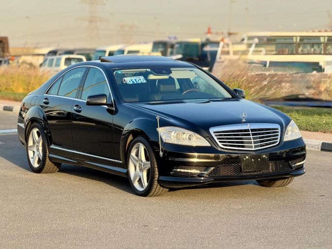 Used Mercedes-Benz S-Class 350 V (W221) Facelift, 3.5 l, 2013 in Dubai by Saeed Auto, Black color. Japanese Specs | AUTO.AE