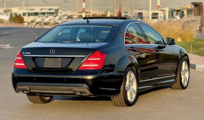 Used Mercedes-Benz S-Class 350 V (W221) Facelift, 3.5 l, 2013 in Dubai by Saeed Auto, Black color. Japanese Specs | AUTO.AE