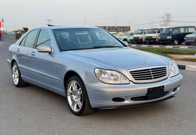 Used Mercedes-Benz S-Class 320 IV (W220), 3.2 l, 2001 in Dubai by Saeed Auto, Grey color. Japanese Specs | AUTO.AE
