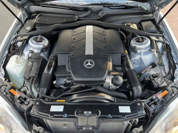 Подержанный Mercedes-Benz S-Class 500 IV (W220), 5.0 л, 2000 в Дубае от Saeed Auto Серый цвет. Японская | AUTO.AE