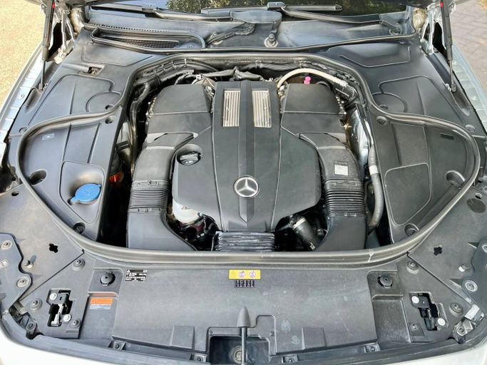 Подержанный Mercedes-Benz S-Class 400 VI (W222, C217), 3.0 л, 2016 в Дубае от Saeed Auto Серый цвет. Японская | AUTO.AE