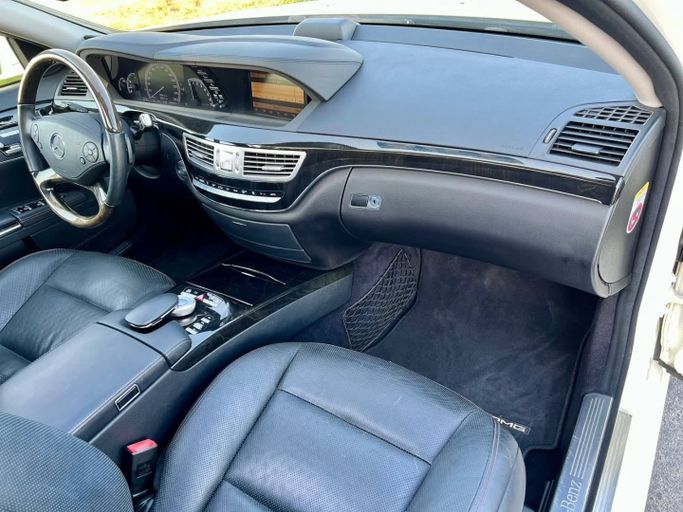 Подержанный Mercedes-Benz S-Class 550 V (W221) Рестайлинг, 5.5 л, 2011 в Дубае от Saeed Auto Белый цвет. Японская | AUTO.AE