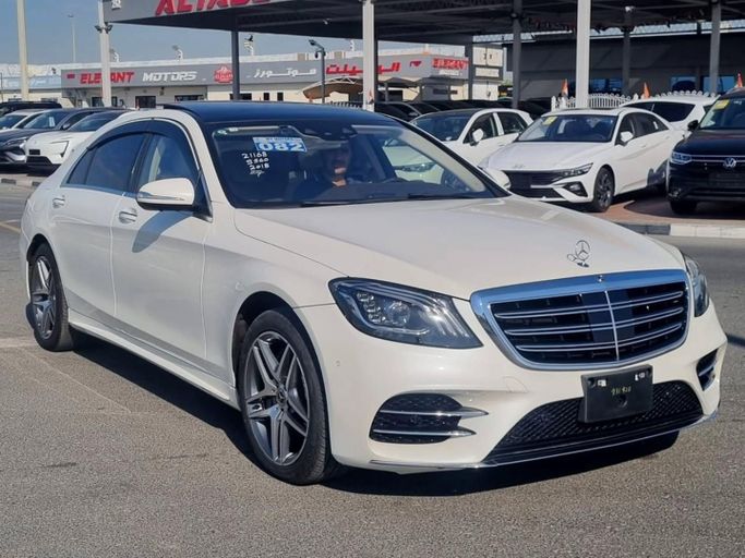 Used Mercedes-Benz S-Class 560 VI (W222, C217) Facelift, 4.0 l, 2018 in Dubai by Saeed Auto, White color. Japanese Specs | AUTO.AE