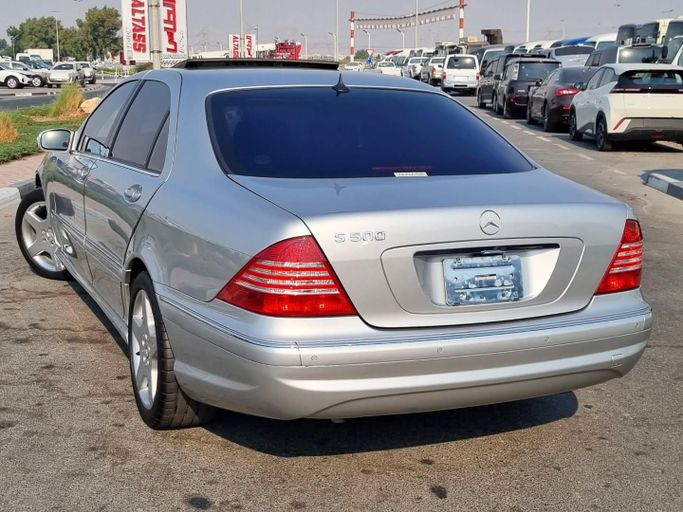 Used Mercedes-Benz S-Class 500 Long V (W221), 5.5 l, 2005 in Dubai by Saeed Auto, Silver color. Japanese Specs | AUTO.AE