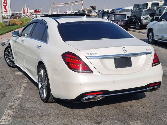 Подержанный Mercedes-Benz S-Class 560 VI (W222, C217) Рестайлинг, 4.0 л, 2019 в Дубае от Saeed Auto Белый цвет. Японская | AUTO.AE