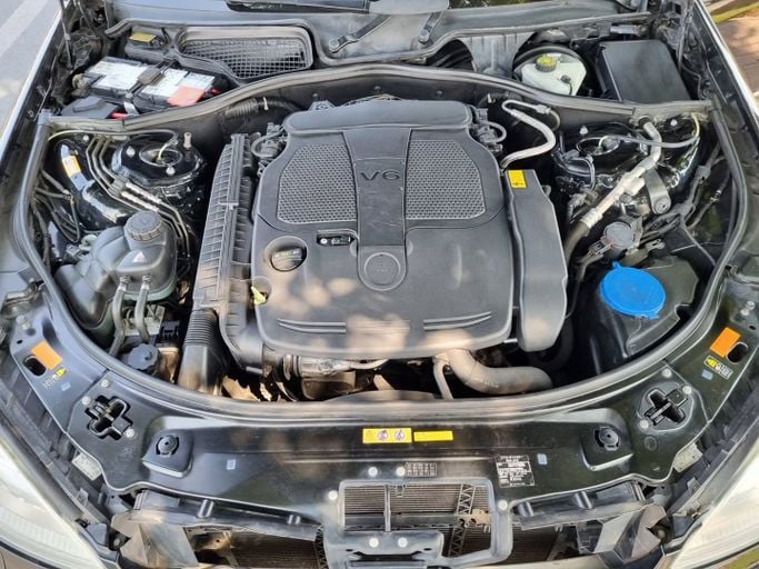 Подержанный Mercedes-Benz S-Class 350 V (W221) Рестайлинг, 3.5 л, 2013 в Дубае от Saeed Auto Черный цвет. Японская | AUTO.AE