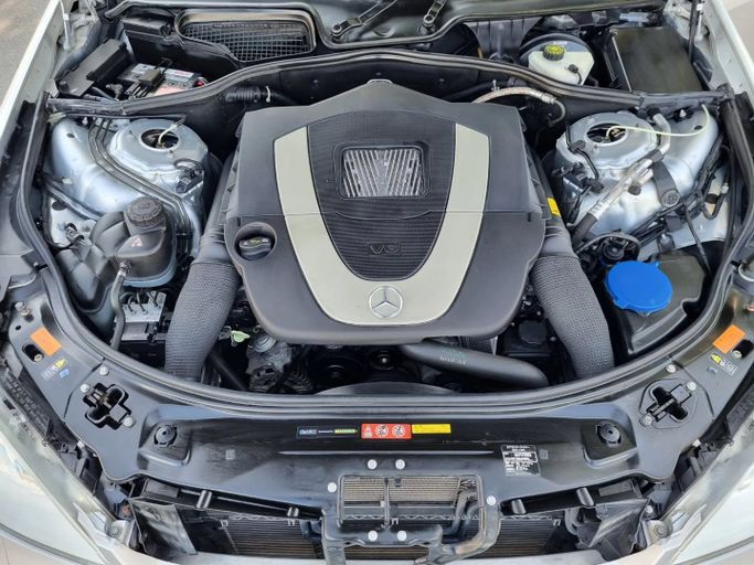 Подержанный Mercedes-Benz S-Class 350 V (W221), 3.5 л, 2008 в Дубае от Saeed Auto Серебристый цвет. Японская | AUTO.AE