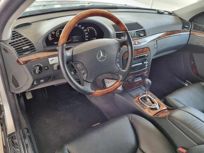 Подержанный Mercedes-Benz S-Class 430 IV (W220) Рестайлинг, 4.3 л, 2003 в Дубае от Saeed Auto Серебристый цвет. Японская | AUTO.AE