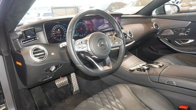 Подержанный Mercedes-Benz S-Class 560 4MATIC VI (W222, C217) Рестайлинг, 4.0 л, 2018 в Дубае от Ibitisam Motors Серый цвет.  | AUTO.AE