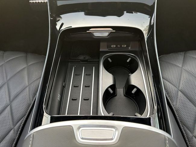 Used Mercedes-Benz S-Class 500 4MATIC VII (W223), 3.0 l, 2022 in Dubai by Falcons GT Motors FZCO, Black color. Japanese Specs | AUTO.AE