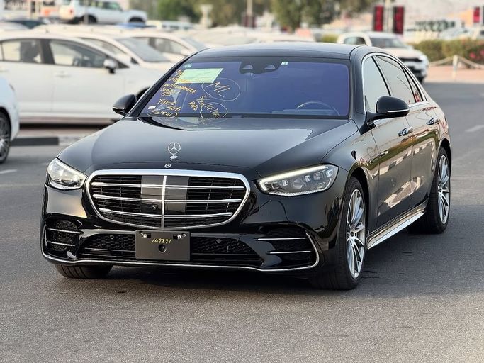Used Mercedes-Benz S-Class 580 4MATIC VII (W223), 4.0 l, 2022 in Dubai by Lakhani Motors, Black color. Japanese Specs | AUTO.AE