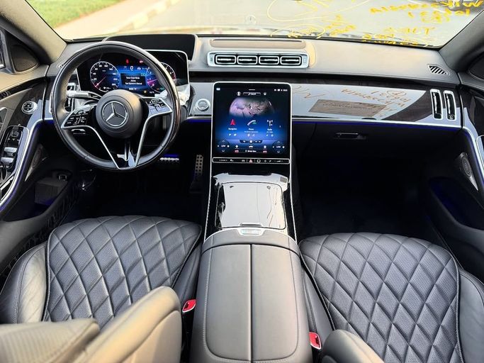 Used Mercedes-Benz S-Class 580 4MATIC VII (W223), 4.0 l, 2022 in Dubai by Lakhani Motors, Black color. Japanese Specs | AUTO.AE