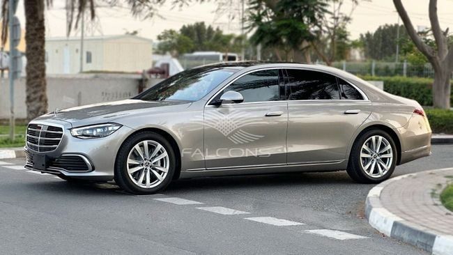 Новый Mercedes-Benz S-Class 500 4MATIC VII (W223), 3.0 л, 2024 в Дубае от Falcons GT Motors FZCO Серебристый цвет. Европейская | AUTO.AE