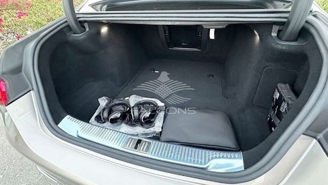 Новый Mercedes-Benz S-Class 500 4MATIC VII (W223), 3.0 л, 2024 в Дубае от Falcons GT Motors FZCO Серебристый цвет. Европейская | AUTO.AE