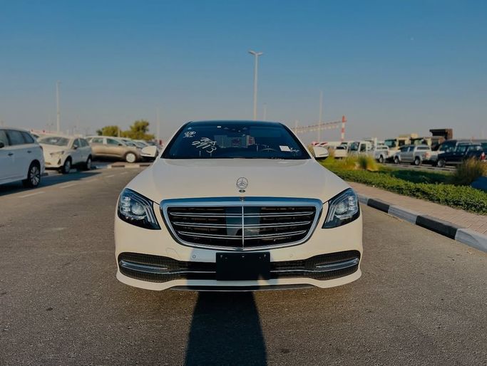 Used Mercedes-Benz S-Class 450 VI (W222, C217) Facelift, 3.0 l, 2018 in Dubai by Lakhani Motors, White color. Japanese Specs | AUTO.AE
