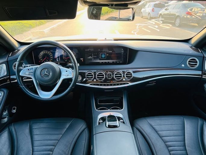 Used Mercedes-Benz S-Class 450 VI (W222, C217) Facelift, 3.0 l, 2018 in Dubai by Lakhani Motors, White color. Japanese Specs | AUTO.AE