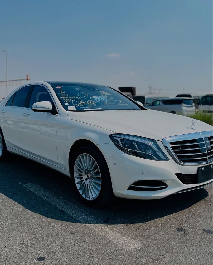 Used Mercedes-Benz S-Class 400 VI (W222, C217), 3.5 l, 2015 in Dubai by Lakhani Motors, White color. Japanese Specs | AUTO.AE