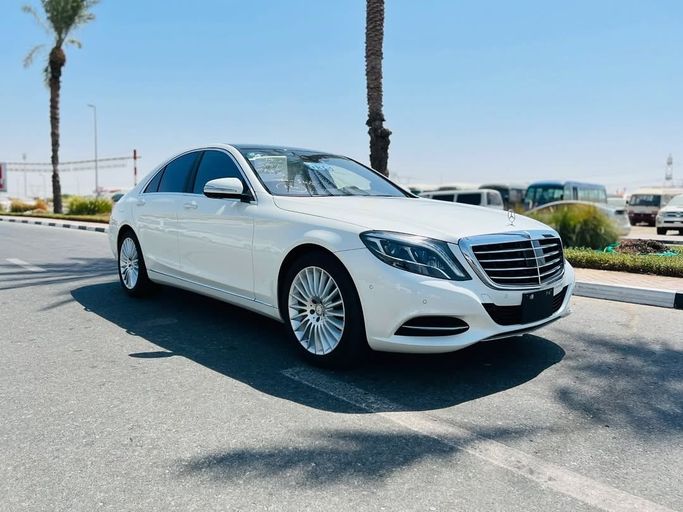 Used Mercedes-Benz S-Class 400 VI (W222, C217), 3.5 l, 2015 in Dubai by Lakhani Motors, White color. Japanese Specs | AUTO.AE