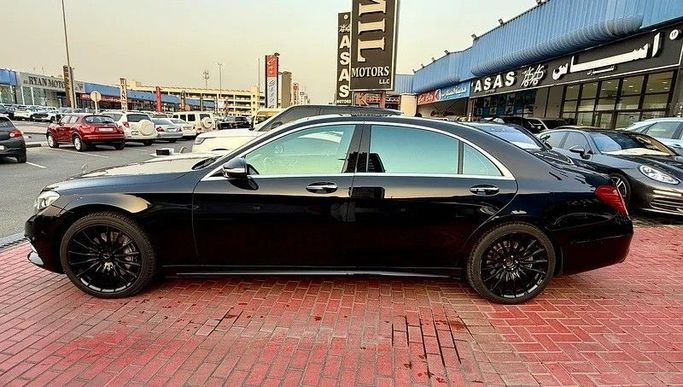 Подержанный Mercedes-Benz S-Class 500 Long VI (W222, C217), 4.7 л, 2014 в Дубае от Shamil Motors Черный цвет. Японская | AUTO.AE