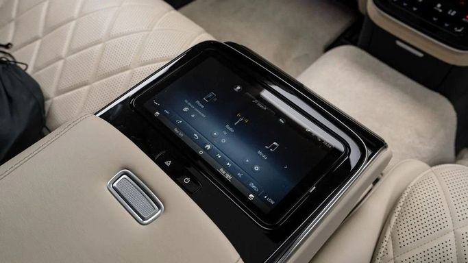 Used Mercedes-Benz S-Class 500 4MATIC VII (W223), 3.0 l, 2021 in Dubai by Al Ain Class Motors, Black color. Japanese Specs | AUTO.AE
