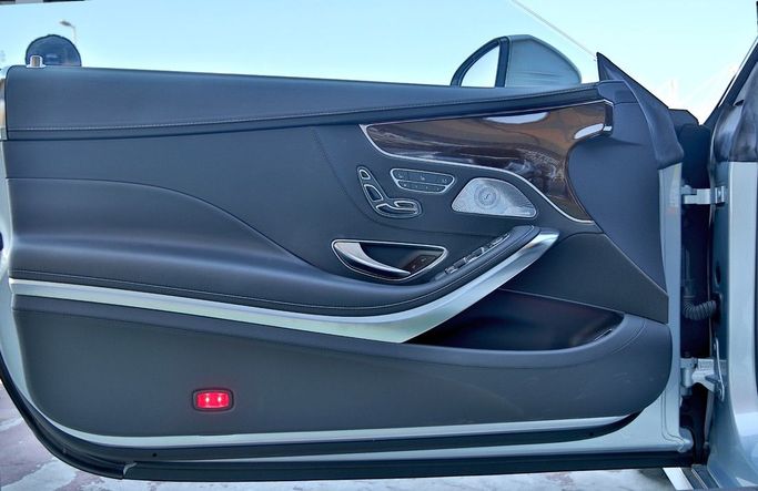 Used Mercedes-Benz S-Class 550 VI (W222, C217), 4.7 l, 2016 in Dubai by Prestige motors, Light Blue color. Japanese Specs | AUTO.AE