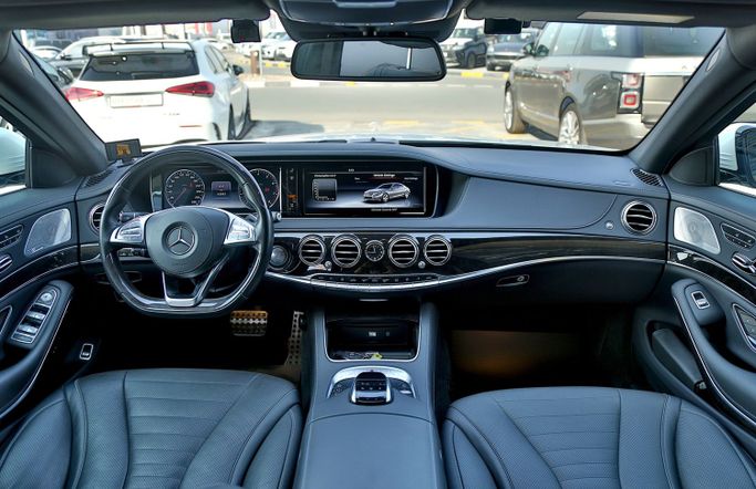 New Mercedes-Benz S-Class 550 VI (W222, C217) Facelift, 4.7 l, 2017 in Dubai by Prestige motors, White color. Japanese Specs | AUTO.AE