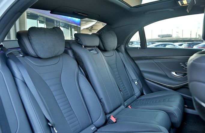 New Mercedes-Benz S-Class 550 VI (W222, C217) Facelift, 4.7 l, 2017 in Dubai by Prestige motors, White color. Japanese Specs | AUTO.AE
