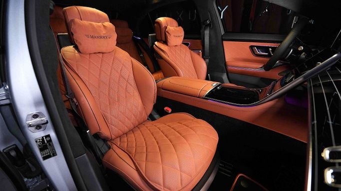 Новый Mercedes-Benz S-Class 500 Long 4MATIC VII (W223), 3.0 л, 2023 в Дубае от Dourado Luxury Car Серебристый цвет. Европейская | AUTO.AE