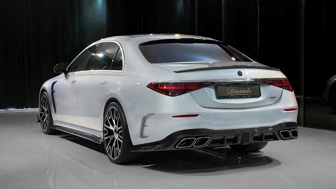 Новый Mercedes-Benz S-Class 500 Long 4MATIC VII (W223), 3.0 л, 2023 в Дубае от Dourado Luxury Car Серебристый цвет. Европейская | AUTO.AE
