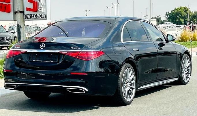 Used Mercedes-Benz S-Class 580 4MATIC VII (W223), 4.0 l, 2022 in Dubai by Mirza Automobile FZE, Black color. Japanese Specs | AUTO.AE