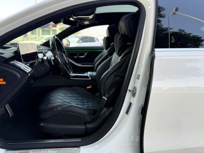 Used Mercedes-Benz S-Class 500 Long 4MATIC VII (W223), 3.0 l, 2021 in Dubai by Mirza Automobile FZE, White color. Japanese Specs | AUTO.AE