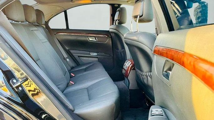 Подержанный Mercedes-Benz S-Class 350 V (W221), 3.5 л, 2008 в Дубае от Mirza Automobile FZE Черный цвет. Японская | AUTO.AE