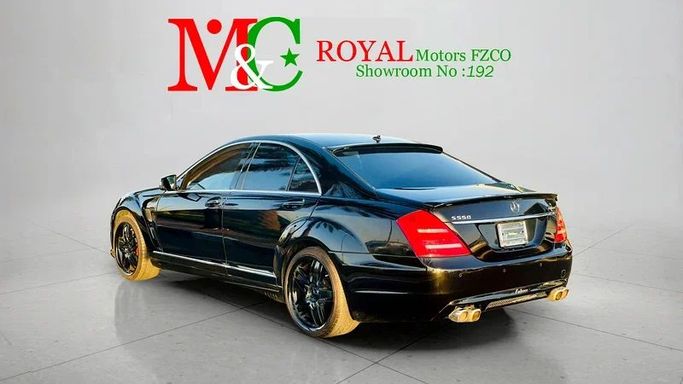 Подержанный Mercedes-Benz S-Class 350 V (W221), 3.5 л, 2008 в Дубае от Mirza Automobile FZE Черный цвет. Японская | AUTO.AE