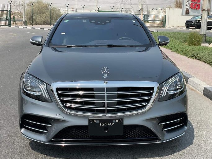 Подержанный Mercedes-Benz S-Class 560 VI (W222, C217) Рестайлинг, 4.0 л, 2018 в Дубае от Japan Motors Серый цвет. Other | AUTO.AE