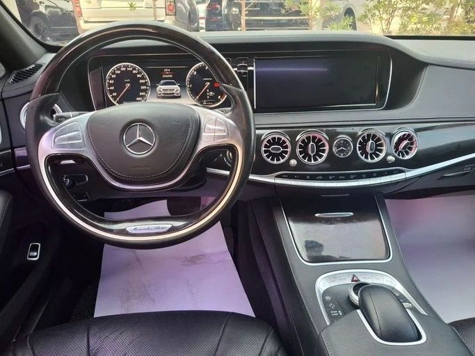 Подержанный Mercedes-Benz S-Class 400 Long VI (W222, C217), 3.0 л, 2015 в Дубае от Barkat Alrahmen Motors Белый цвет. Корейская | AUTO.AE
