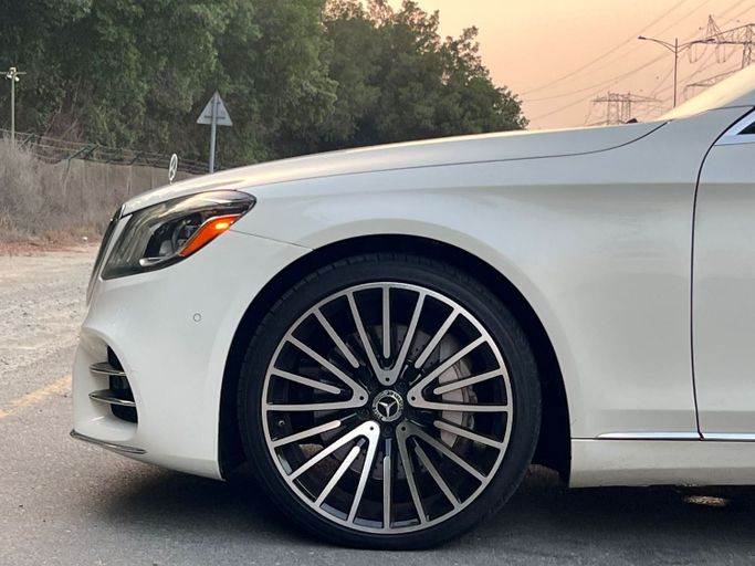Used Mercedes-Benz S-Class 560 VI (W222, C217) Facelift, 4.0 l, 2020 in Dubai by Prestige motors, White color. GCC Specs | AUTO.AE