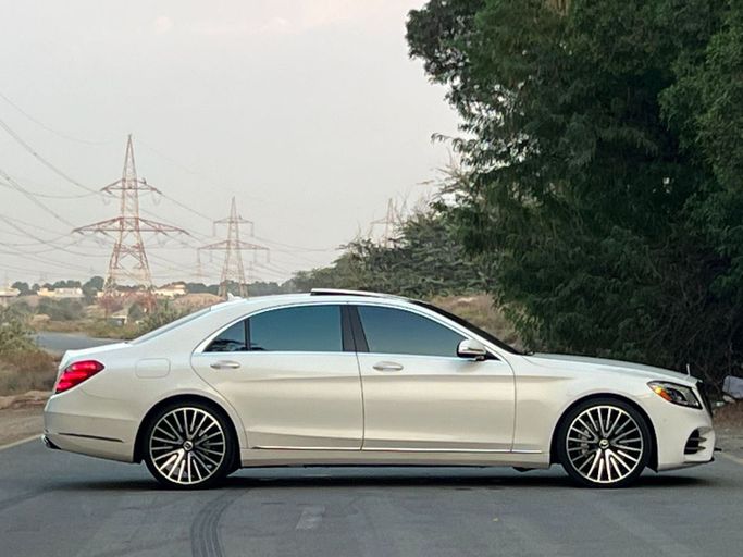 Used Mercedes-Benz S-Class 560 VI (W222, C217) Facelift, 4.0 l, 2020 in Dubai by Prestige motors, White color. GCC Specs | AUTO.AE