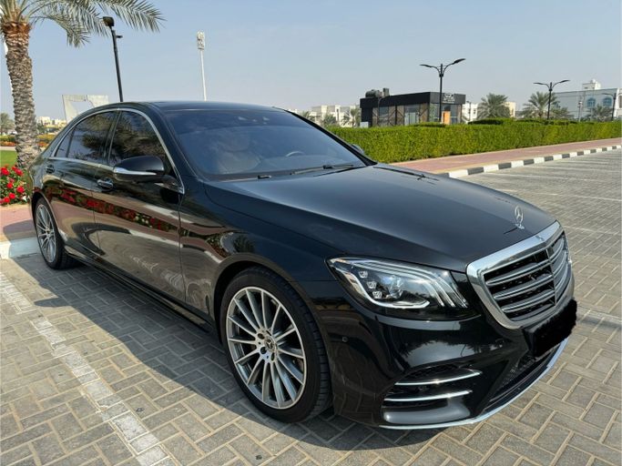 Used Mercedes-Benz S-Class 560 Long VI (W222, C217) Facelift, 4.0 l, 2020 in Dubai, Black color. European Specs | AUTO.AE