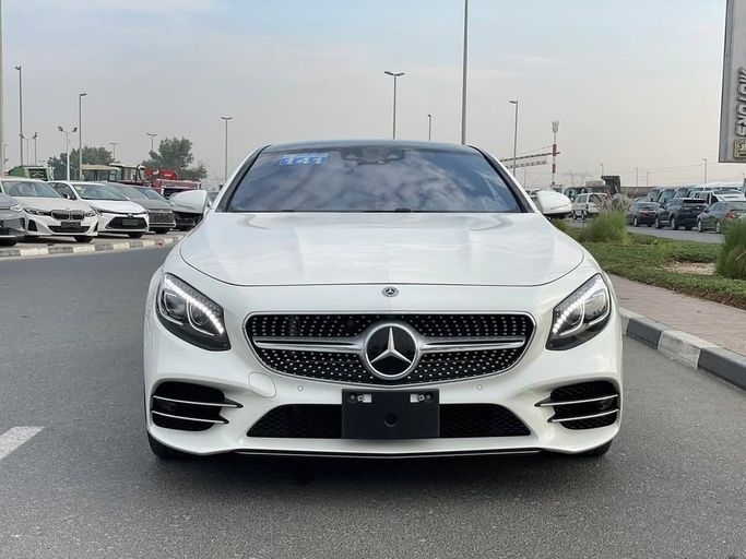 Used Mercedes-Benz S-Class 560 VI (W222, C217) Facelift, 4.0 l, 2020 in Dubai by Japan Motors, White color. Japanese Specs | AUTO.AE