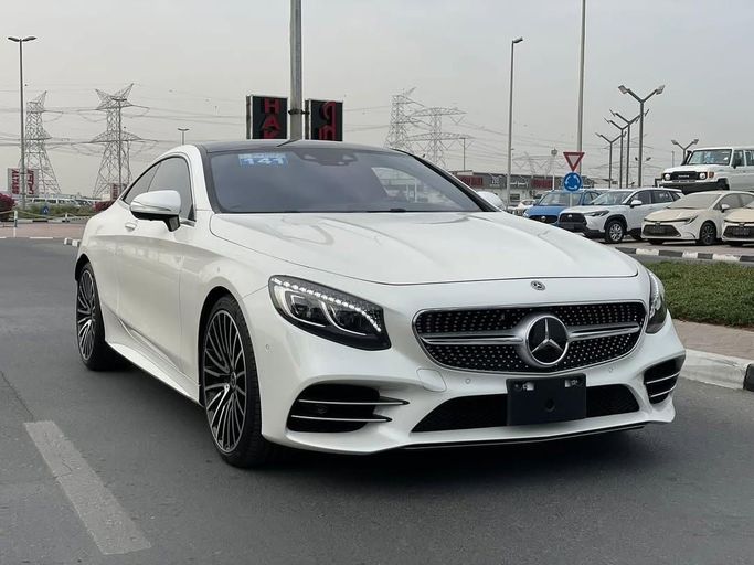 Used Mercedes-Benz S-Class 560 VI (W222, C217) Facelift, 4.0 l, 2020 in Dubai by Japan Motors, White color. Japanese Specs | AUTO.AE