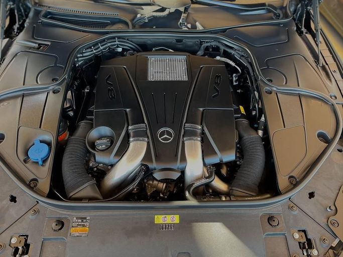 Used Mercedes-Benz S-Class 550 VI (W222, C217), 4.7 l, 2015 in Dubai by Japan Motors, Black color. Japanese Specs | AUTO.AE
