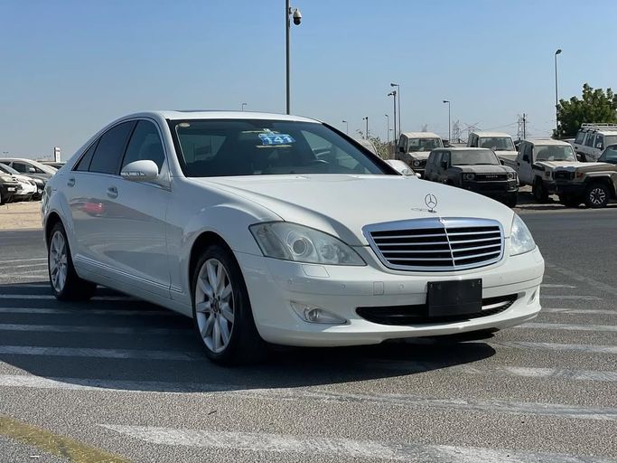 Подержанный Mercedes-Benz S-Class 350 V (W221), 3.5 л, 2008 в Дубае от Japan Motors Белый цвет. Японская | AUTO.AE